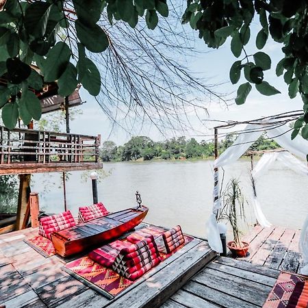 The Antique Riverside Resort Ban Pong  Экстерьер фото