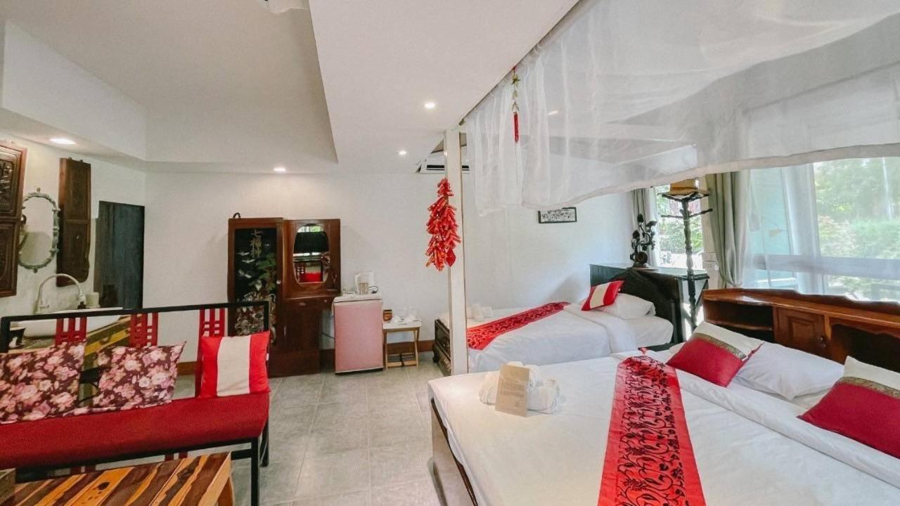 The Antique Riverside Resort Ban Pong  Экстерьер фото