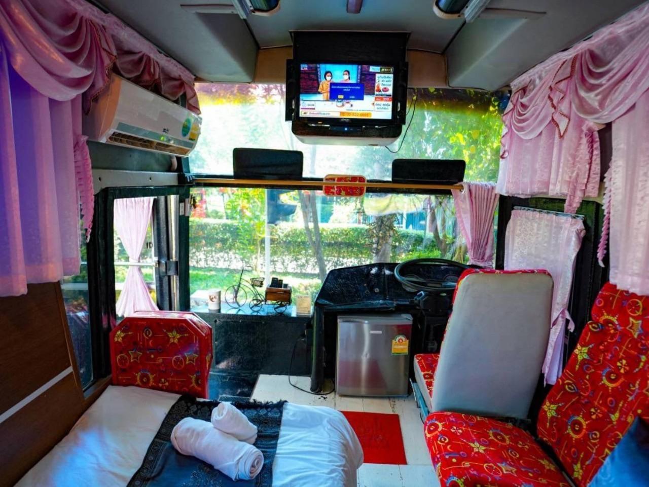 The Antique Riverside Resort Ban Pong  Экстерьер фото