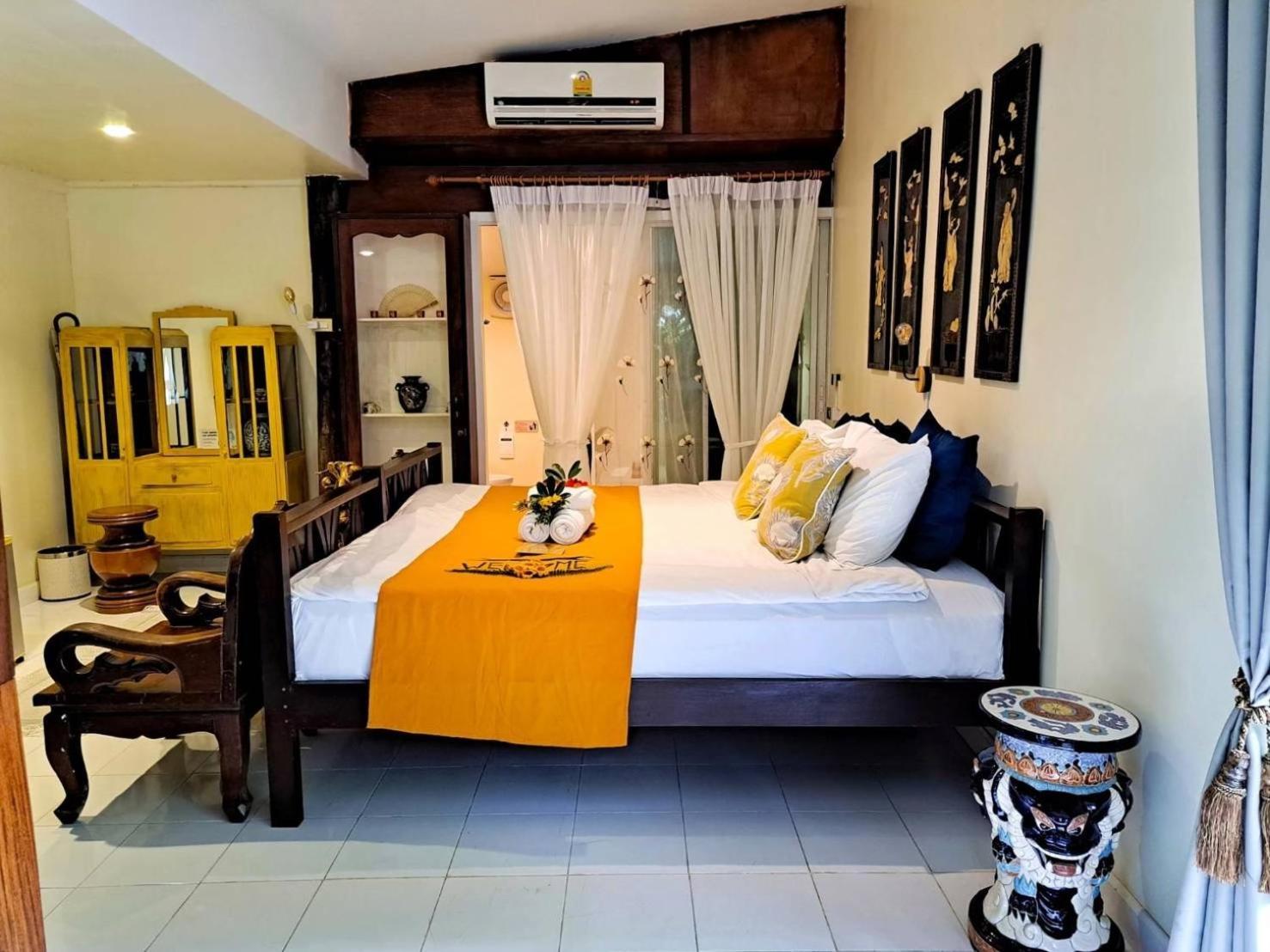 The Antique Riverside Resort Ban Pong  Экстерьер фото